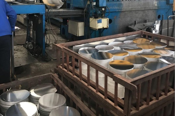 nhôm-vòng-nứt-vẽ-sâu-3