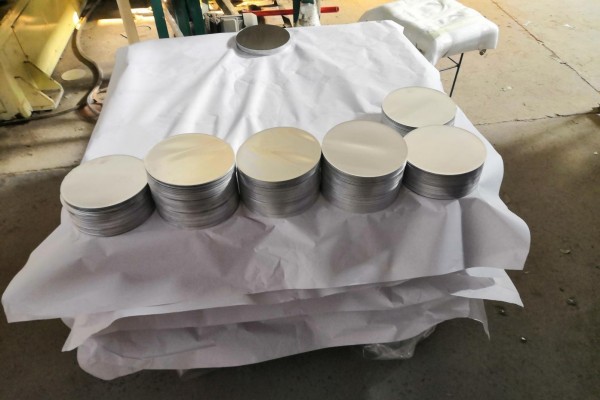 Quá trình nấu chảy đĩa nhôm